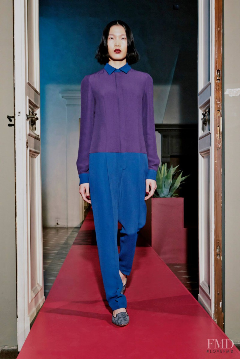 Barbara Casasola fashion show for Pre-Fall 2014