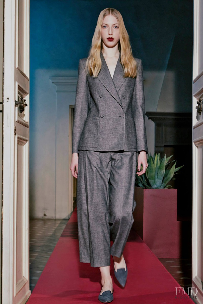 Chiara Mazzoleni featured in  the Barbara Casasola fashion show for Pre-Fall 2014