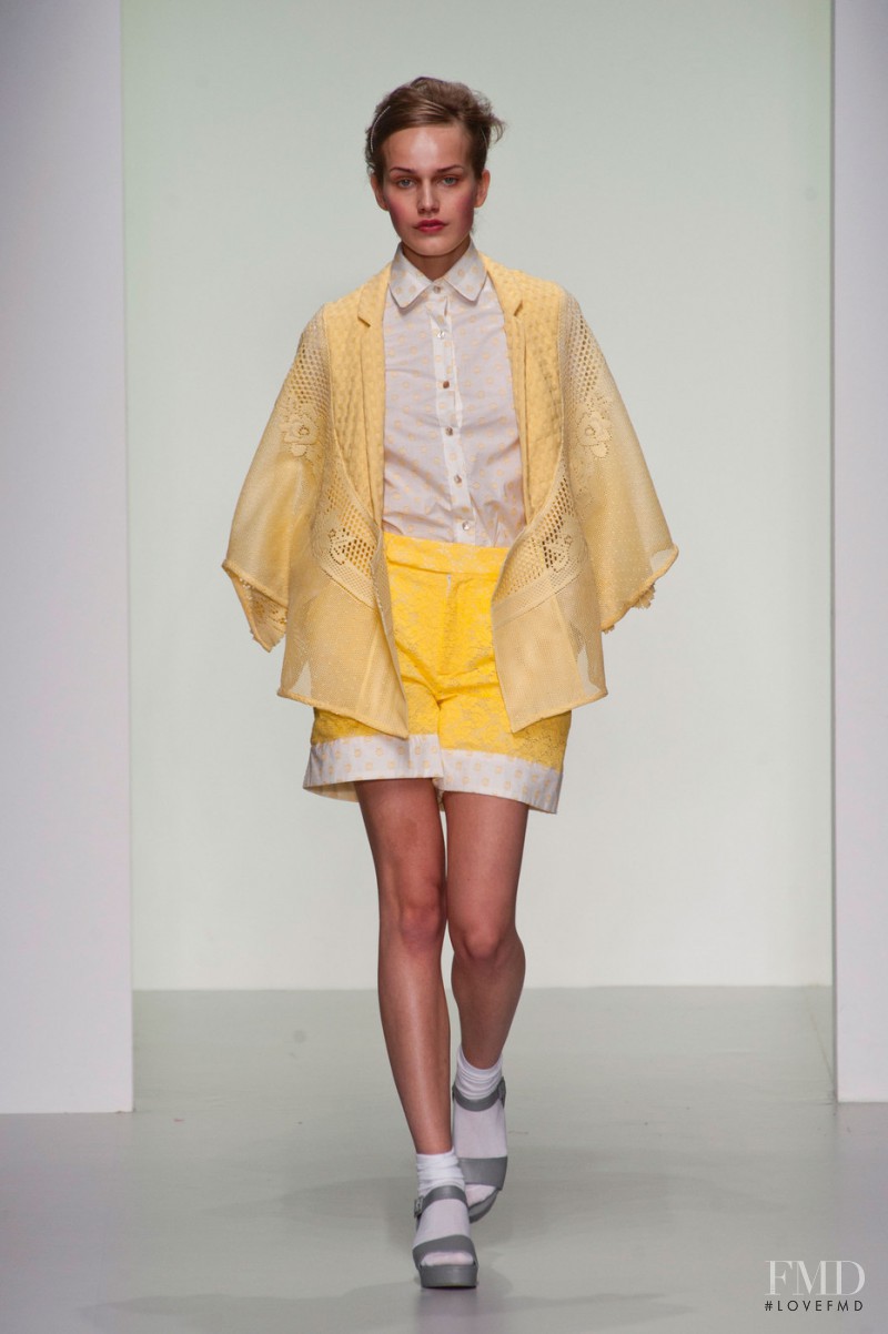 Bora Aksu fashion show for Spring/Summer 2014