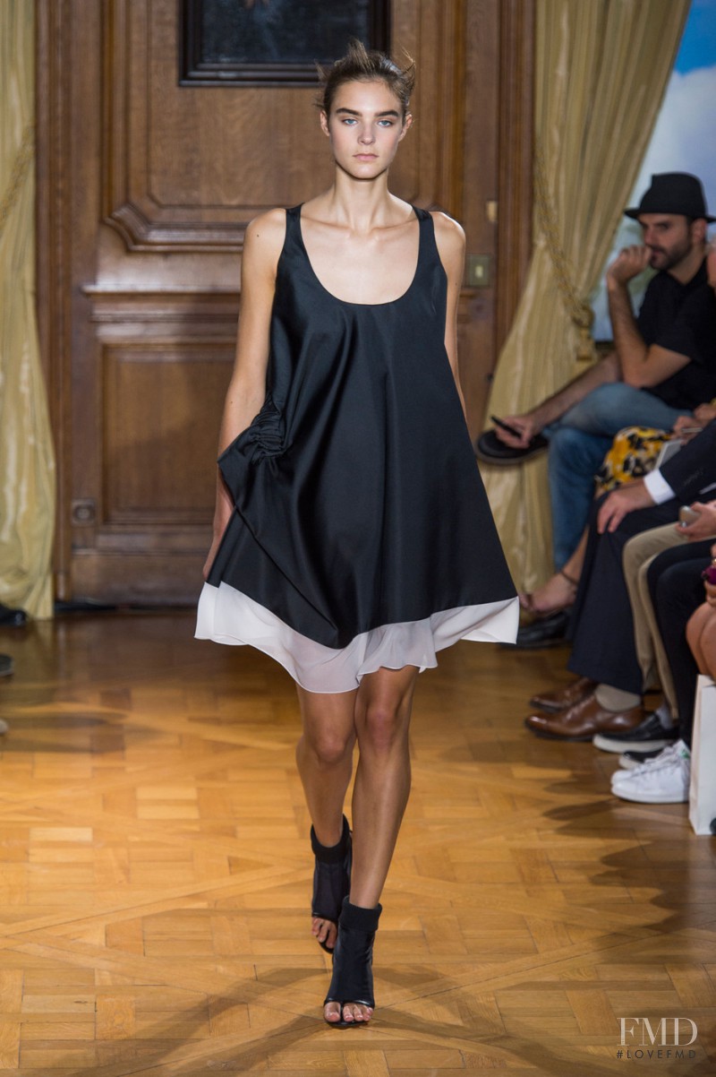 Olivia David featured in  the Viktor & Rolf fashion show for Spring/Summer 2015