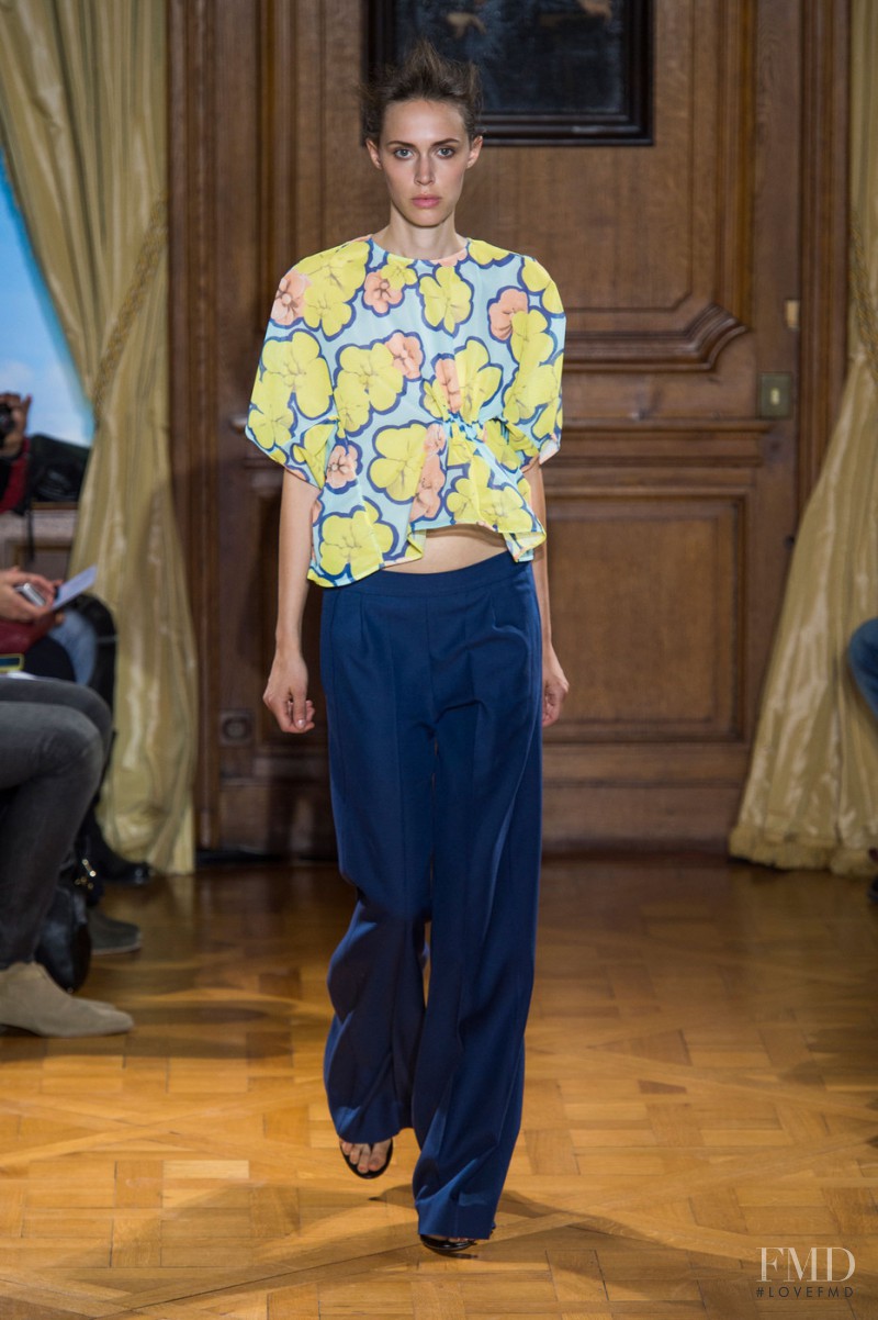 Georgia Hilmer featured in  the Viktor & Rolf fashion show for Spring/Summer 2015