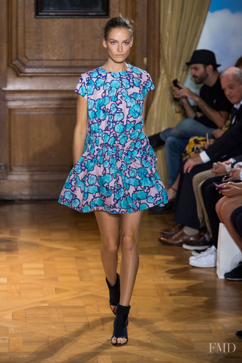 Viktor & Rolf fashion show for Spring/Summer 2015