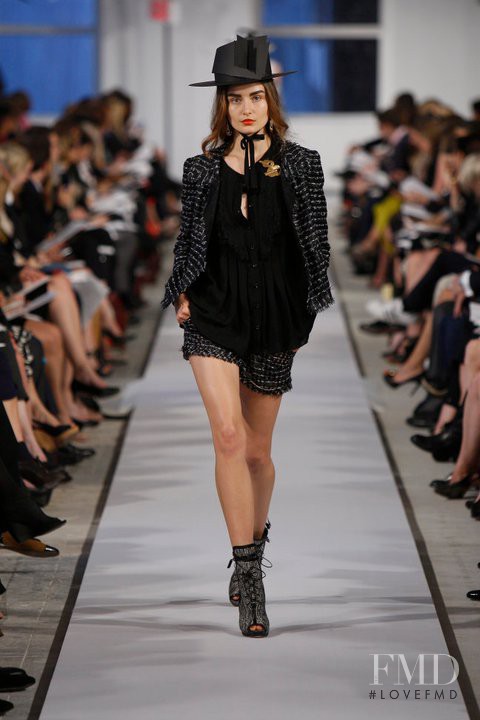 Andreea Diaconu featured in  the Oscar de la Renta fashion show for Resort 2012