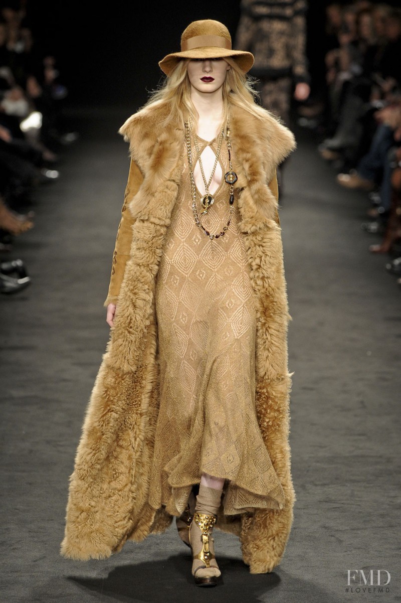 Angelo Marani fashion show for Autumn/Winter 2011