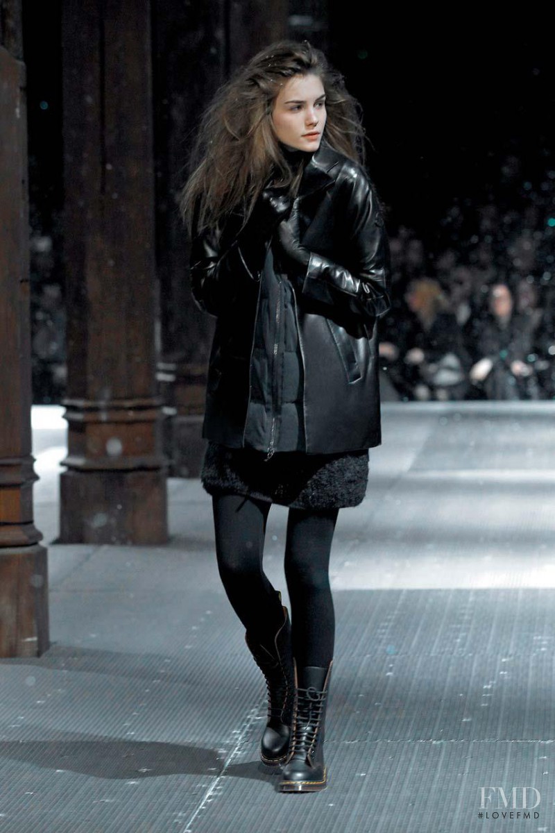 Moncler Gamme Rouge fashion show for Autumn/Winter 2011