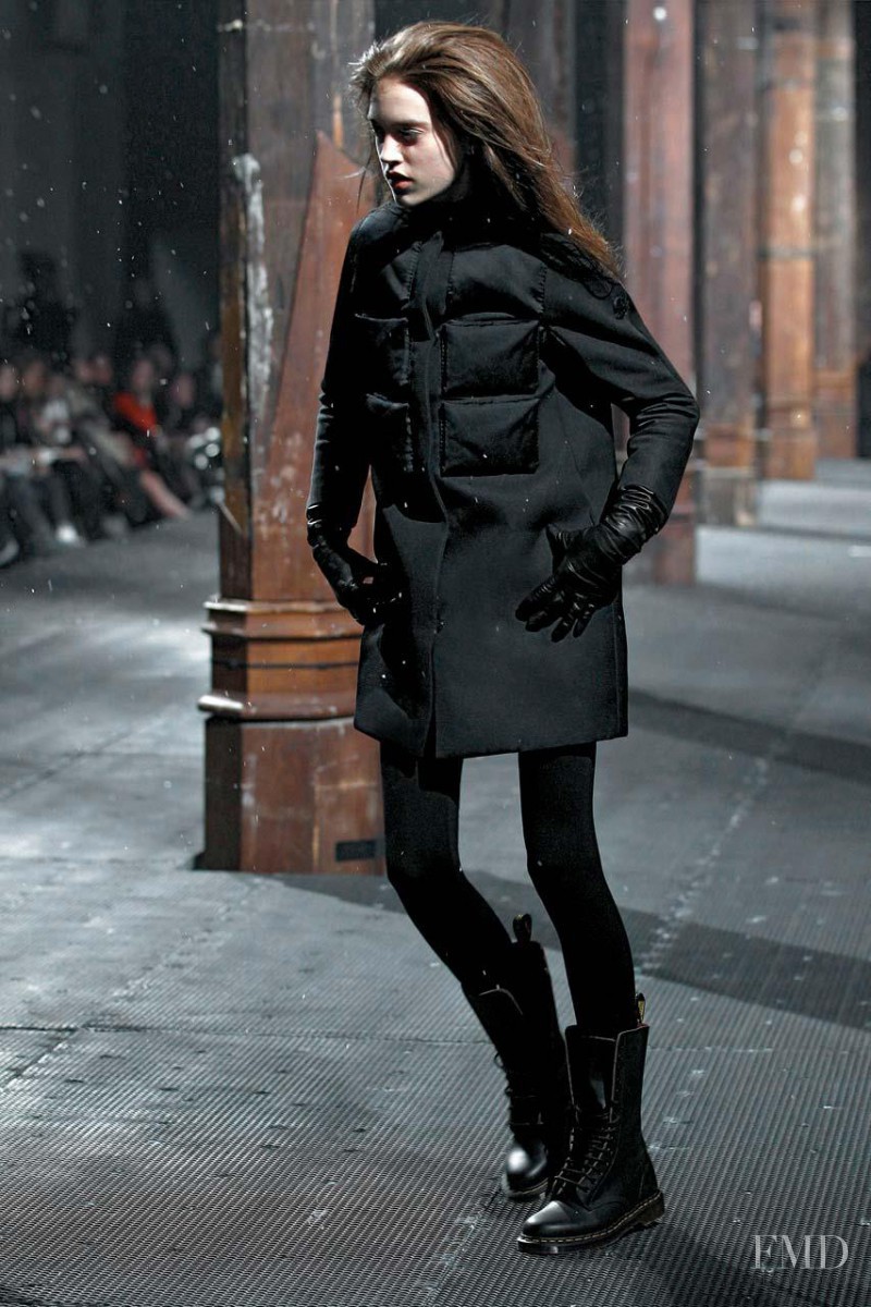 Moncler Gamme Rouge fashion show for Autumn/Winter 2011