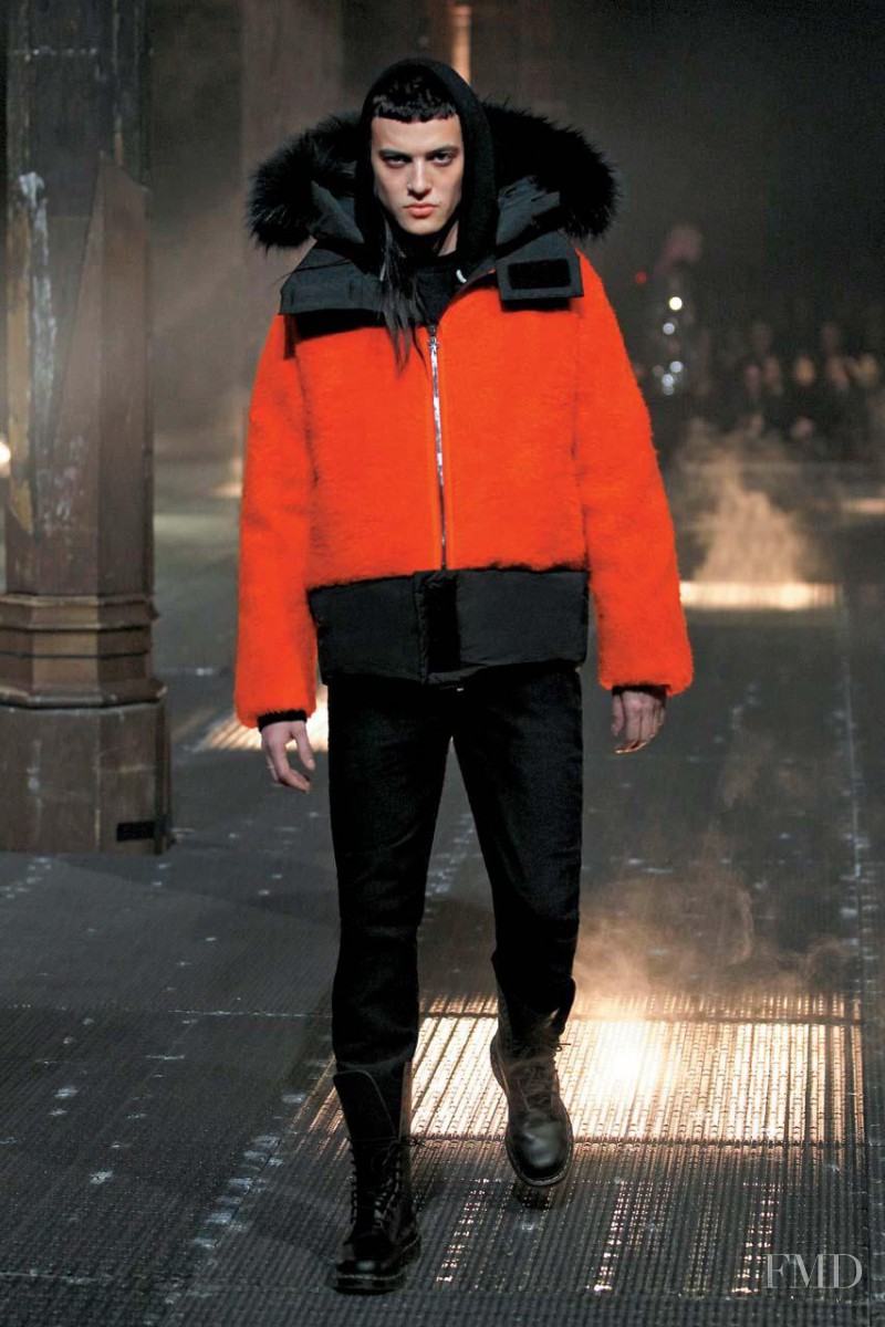 Moncler Gamme Rouge fashion show for Autumn/Winter 2011