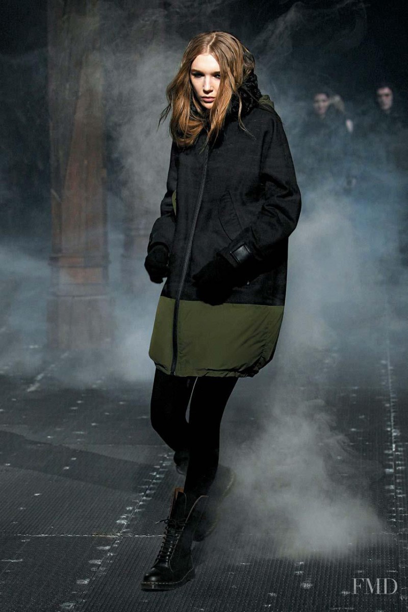 Moncler Gamme Rouge fashion show for Autumn/Winter 2011