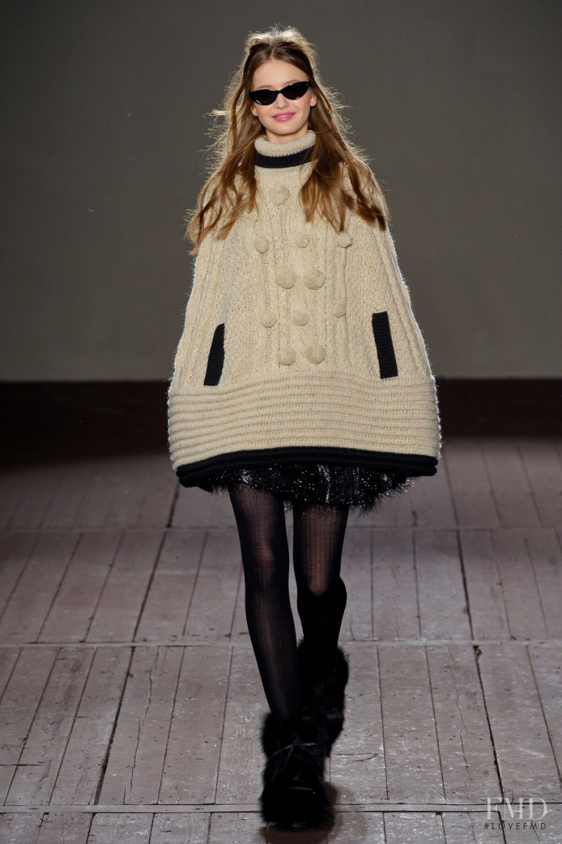 Boutique Moschino fashion show for Autumn/Winter 2011