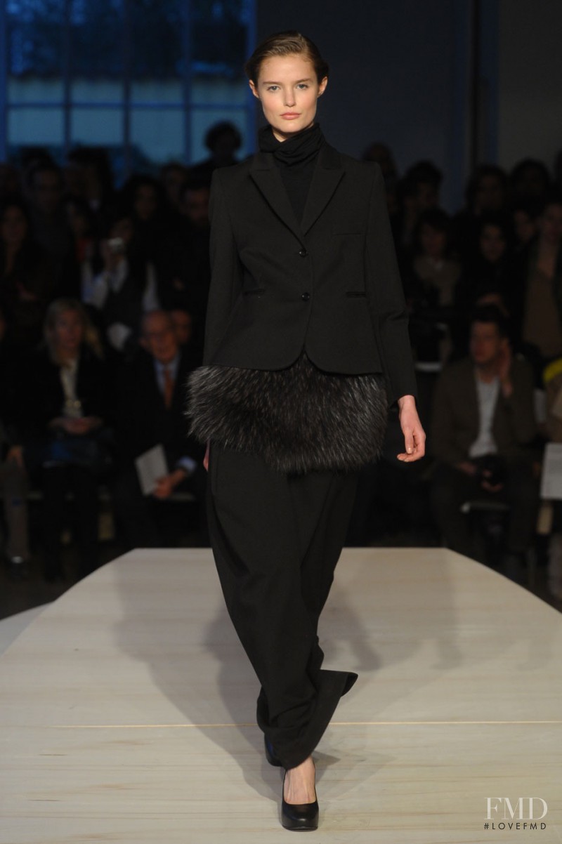 Katie Fogarty featured in  the Ter Et Bantine fashion show for Autumn/Winter 2011