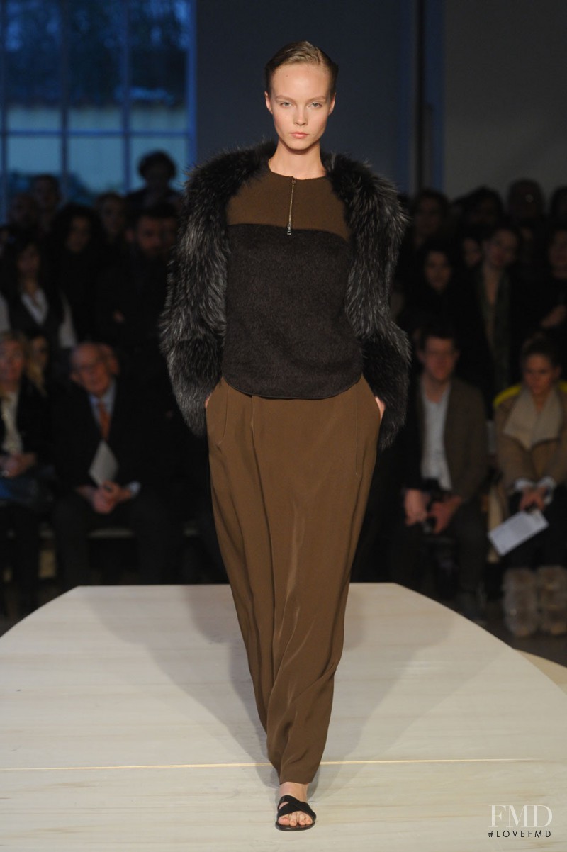 Ter Et Bantine fashion show for Autumn/Winter 2011