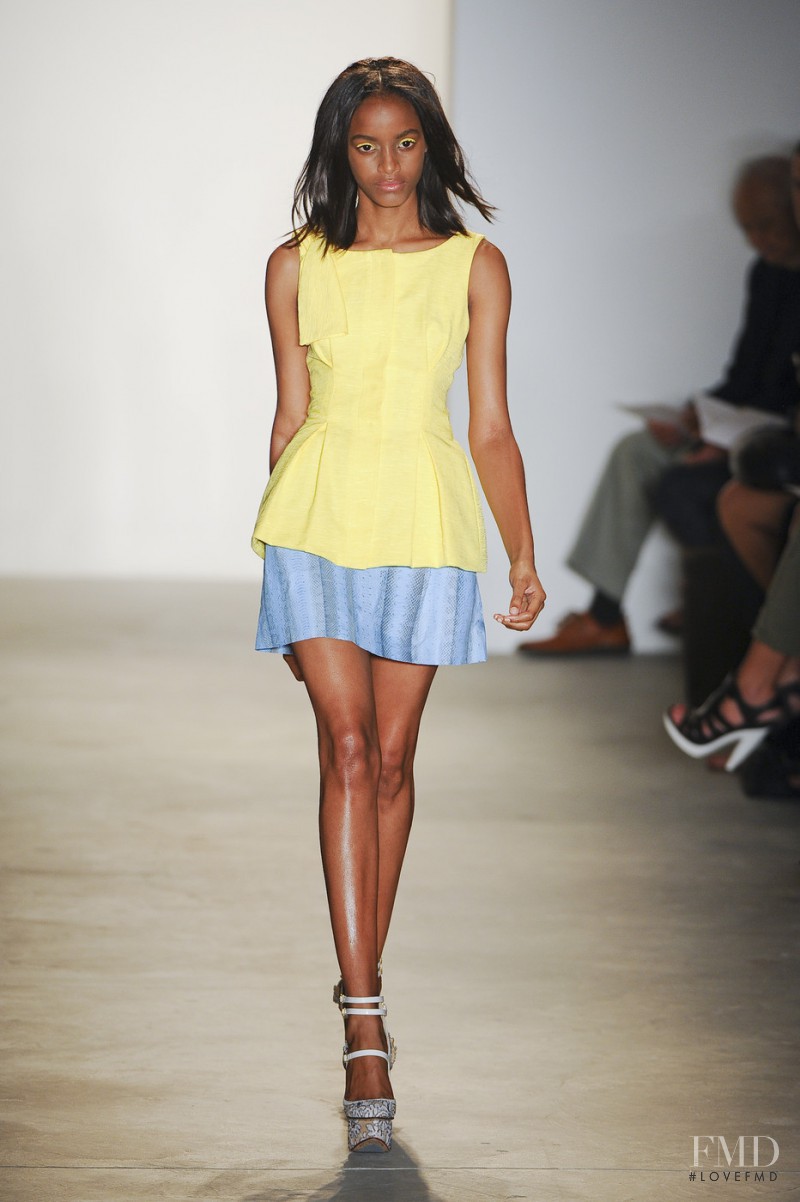 Peter Som fashion show for Spring/Summer 2011