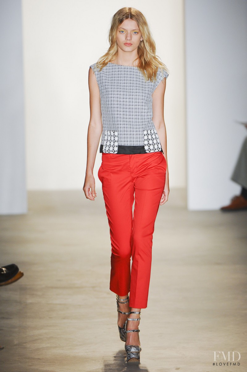 Bregje Heinen featured in  the Peter Som fashion show for Spring/Summer 2011