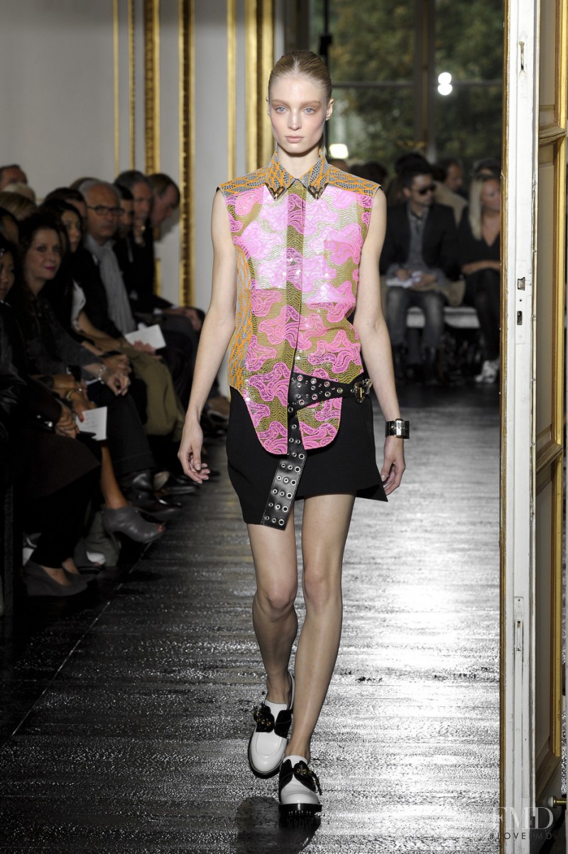 Melissa Tammerijn featured in  the Balenciaga fashion show for Spring/Summer 2011