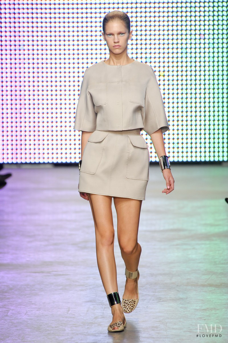Samantha Gradoville featured in  the Giambattista Valli fashion show for Spring/Summer 2011