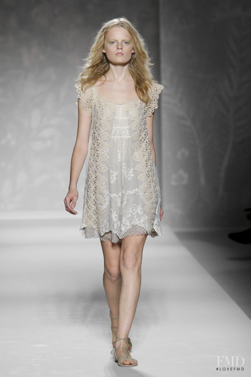 Hanne Gaby Odiele featured in  the Alberta Ferretti fashion show for Spring/Summer 2011