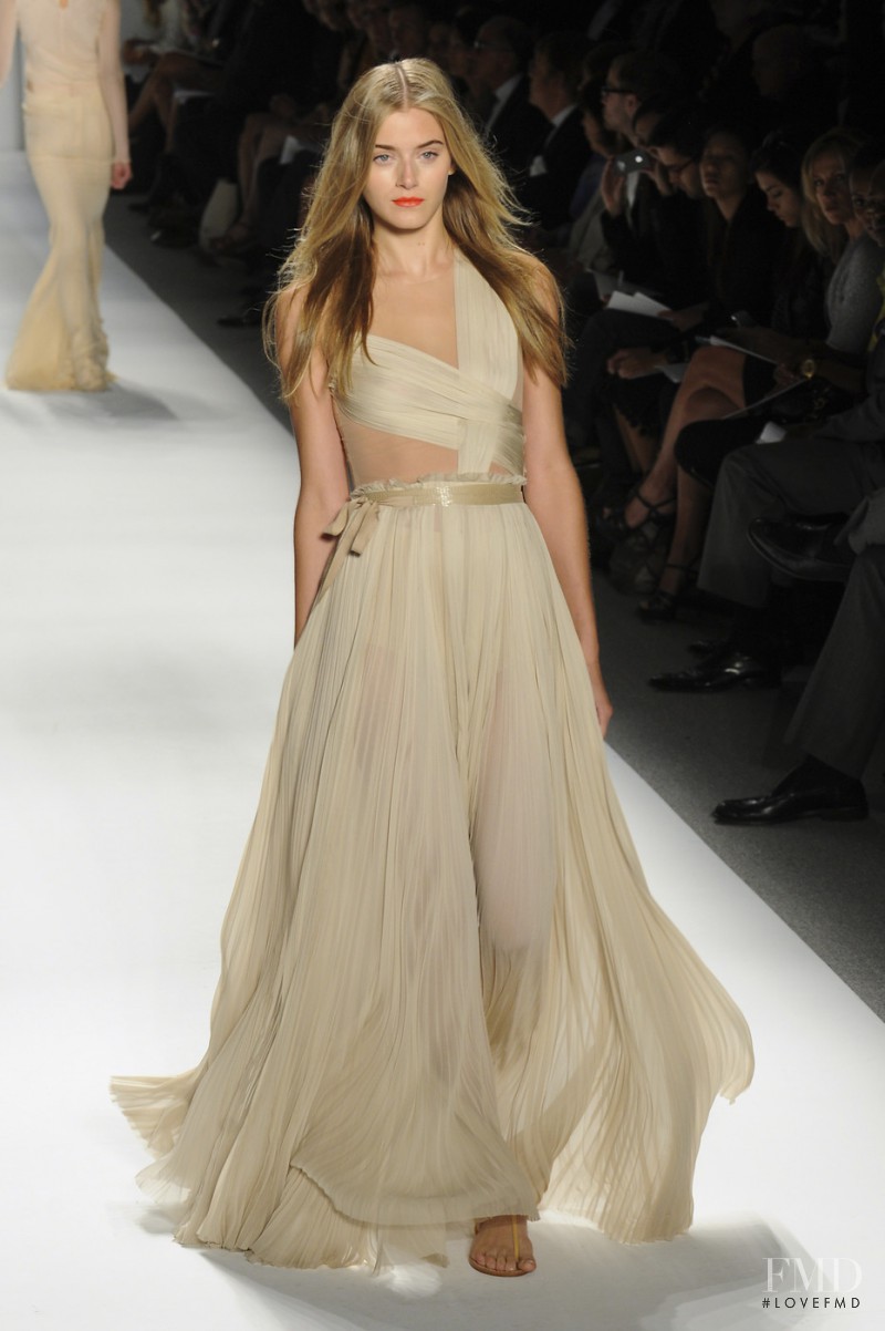 J Mendel fashion show for Spring/Summer 2011