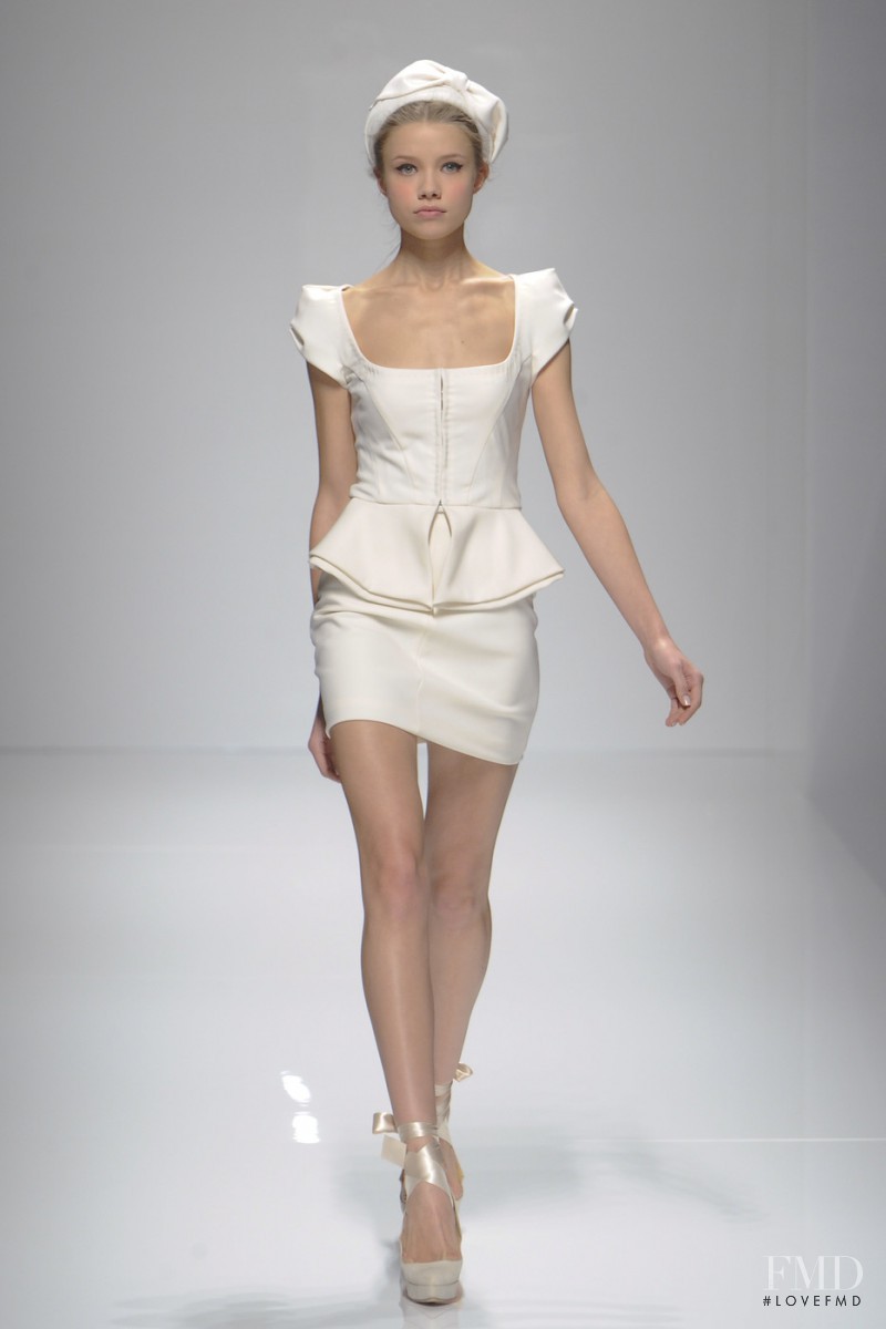 Valentin Yudashkin fashion show for Spring/Summer 2011