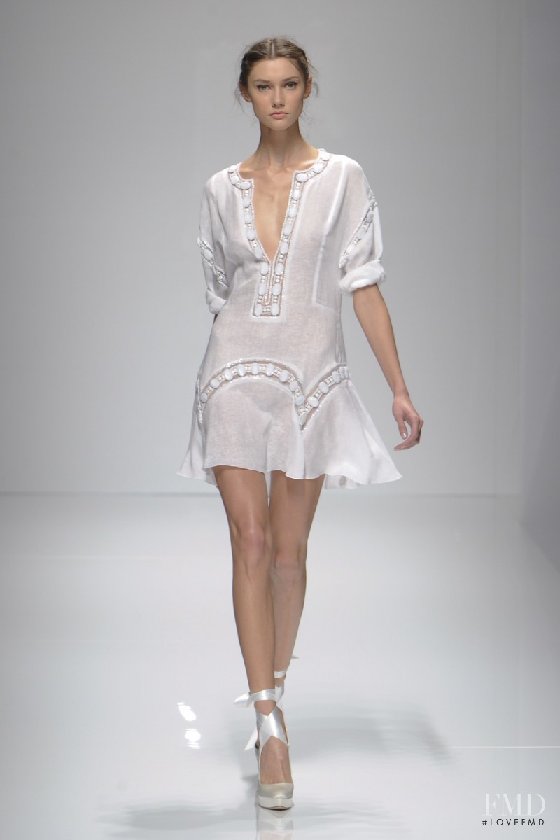 Valentin Yudashkin fashion show for Spring/Summer 2011