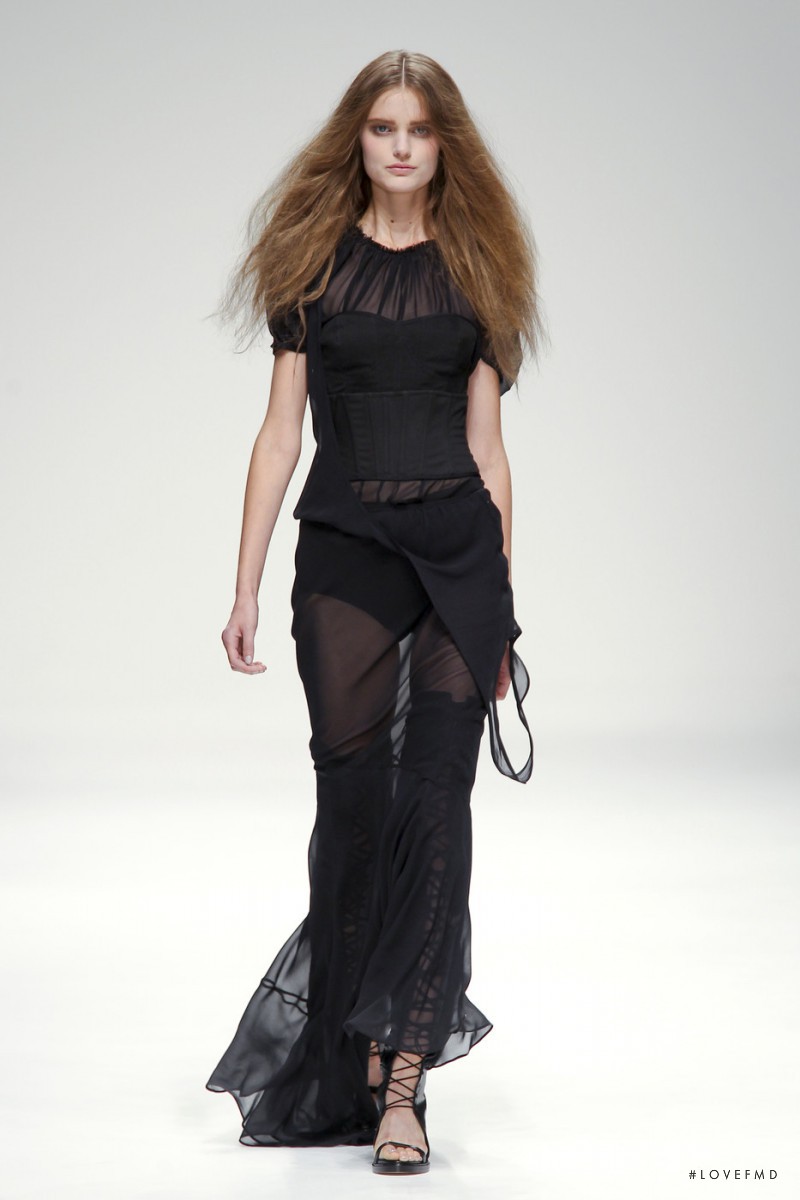 John Rocha fashion show for Spring/Summer 2011