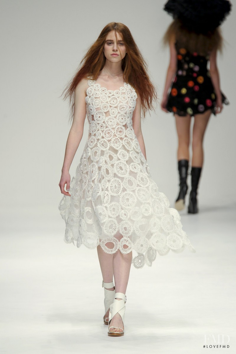 John Rocha fashion show for Spring/Summer 2011