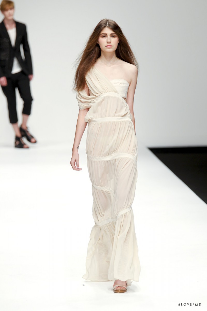 John Rocha fashion show for Spring/Summer 2011