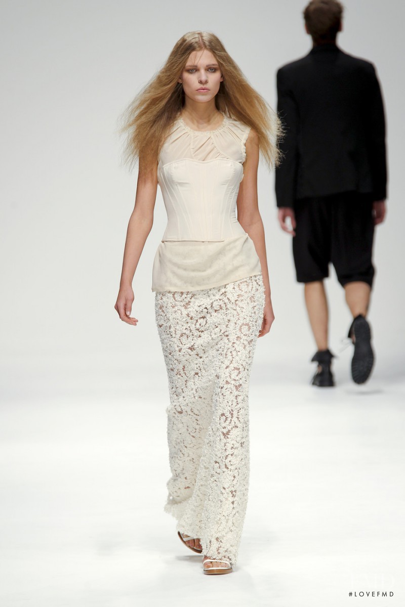 John Rocha fashion show for Spring/Summer 2011