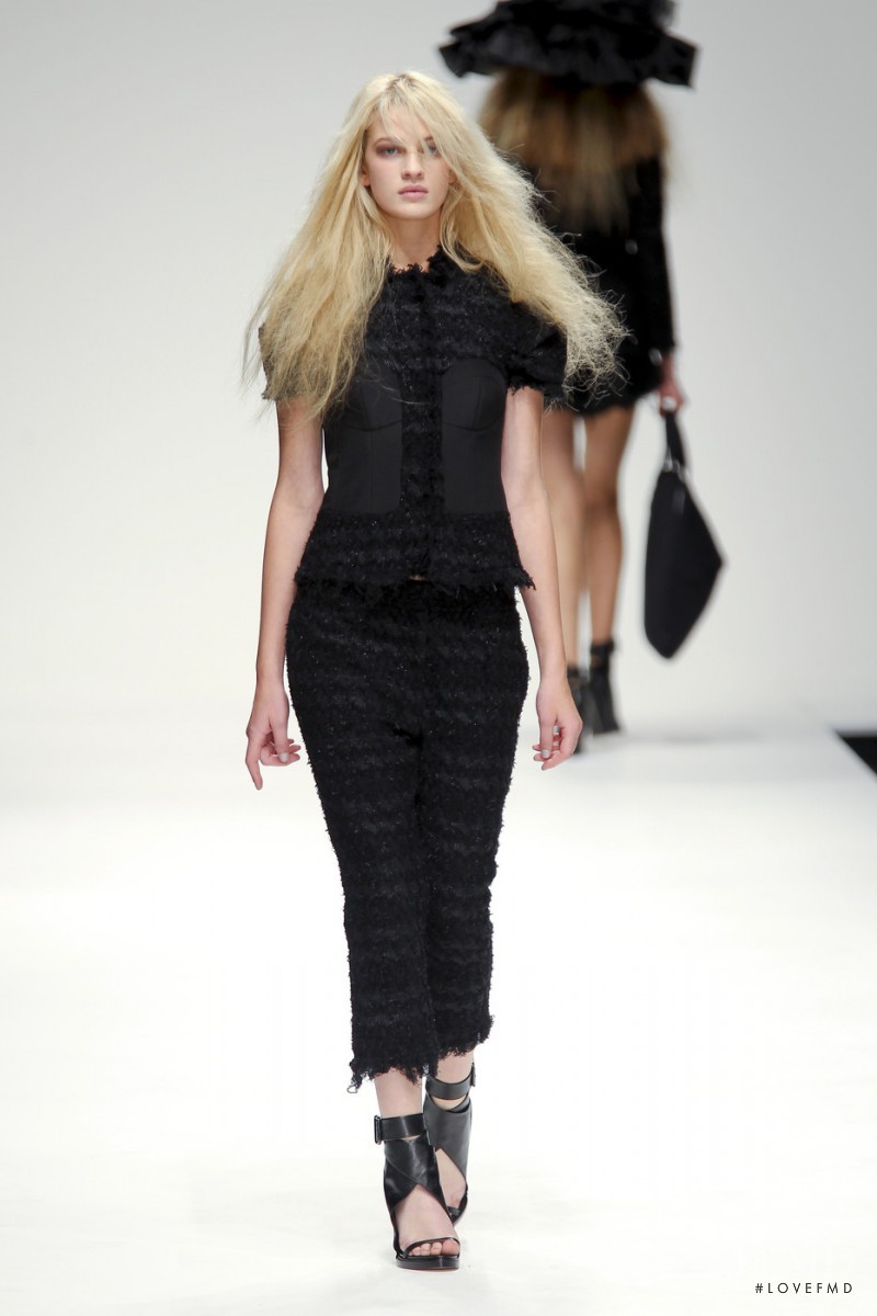 John Rocha fashion show for Spring/Summer 2011