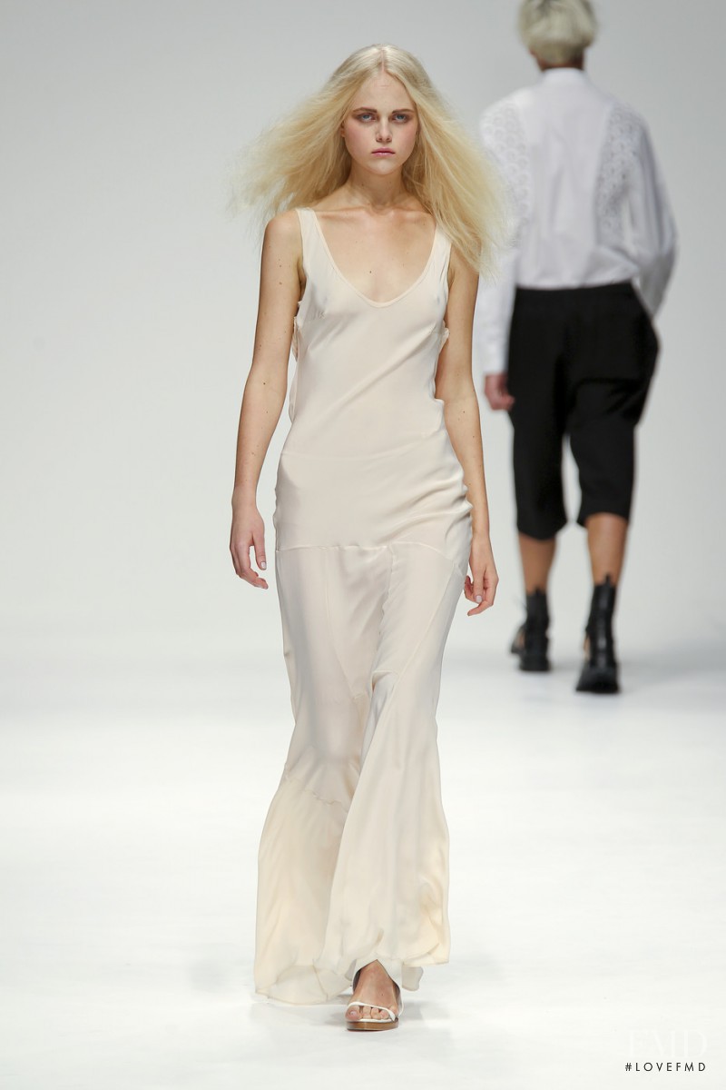 John Rocha fashion show for Spring/Summer 2011