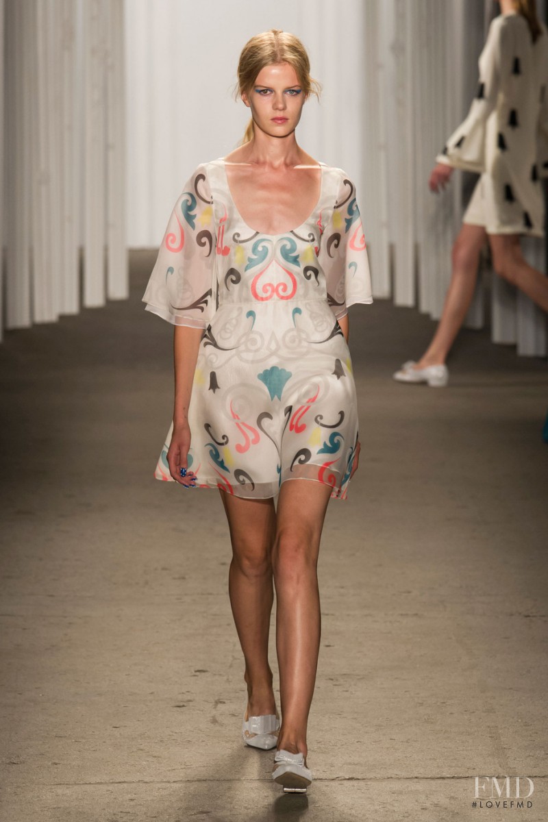 Honor fashion show for Spring/Summer 2015