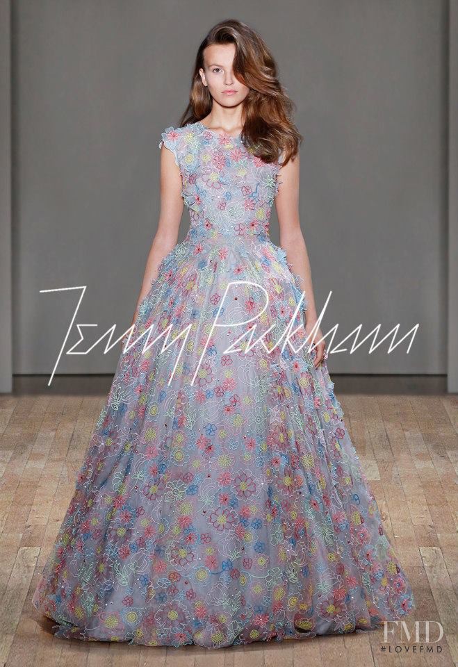 Agata Danilova featured in  the Jenny Packham fashion show for Spring/Summer 2015