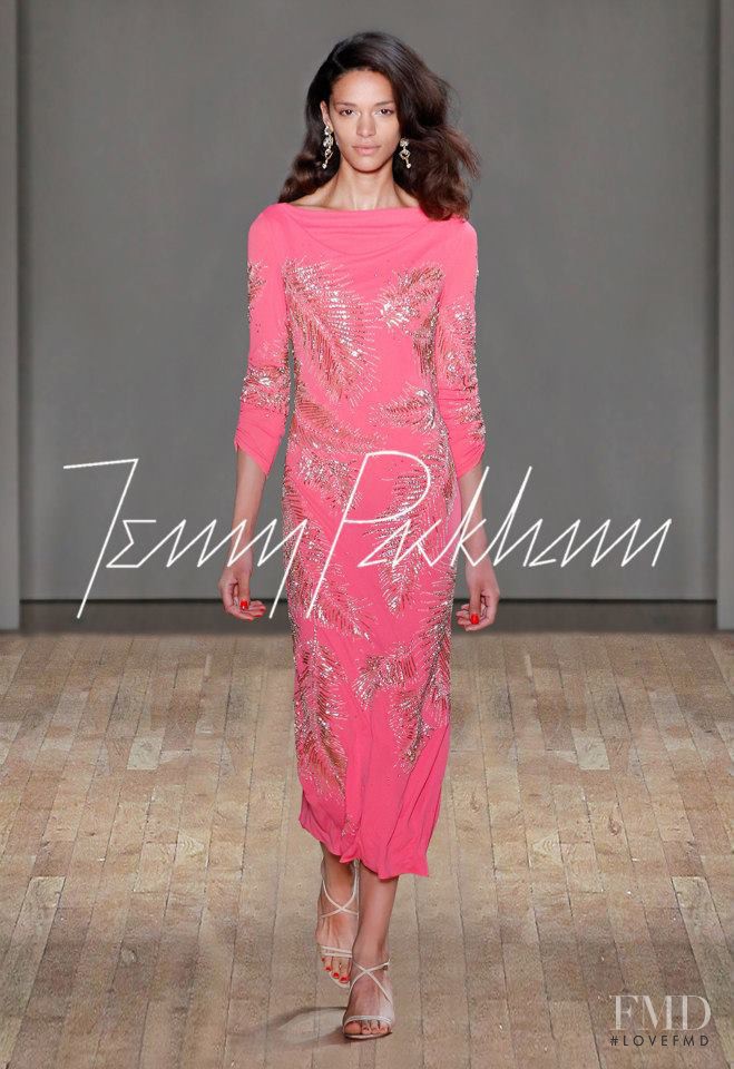 Frida Munting featured in  the Jenny Packham fashion show for Spring/Summer 2015