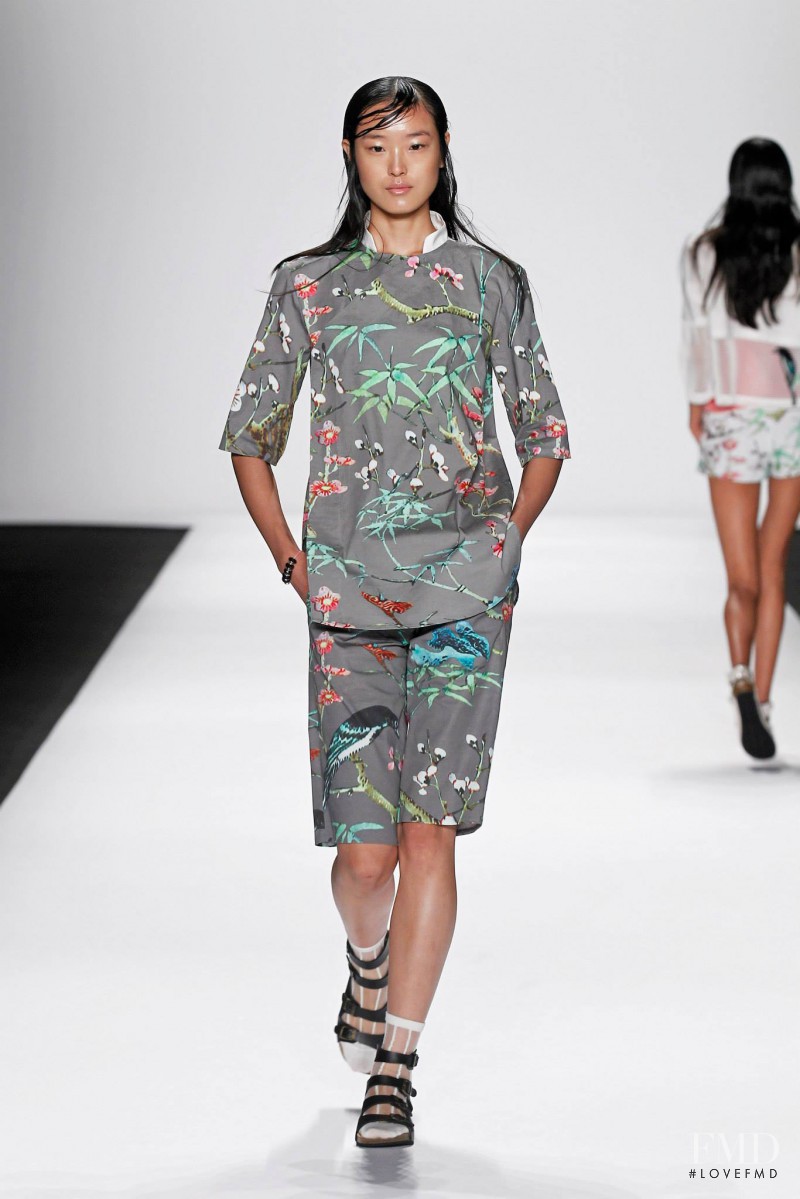 Yue Han featured in  the Vivienne Tam fashion show for Spring/Summer 2015