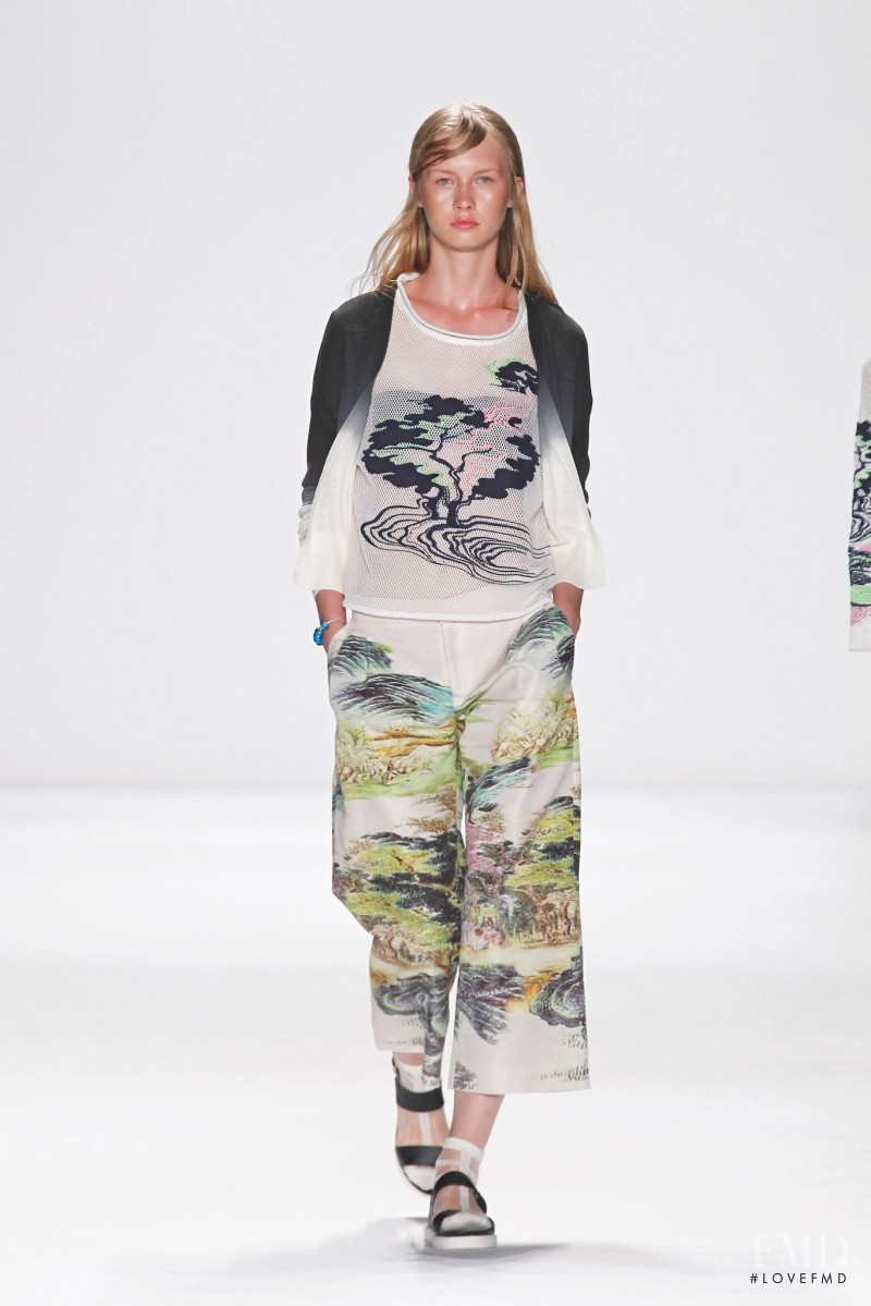 Alexandra Titarenko featured in  the Vivienne Tam fashion show for Spring/Summer 2015