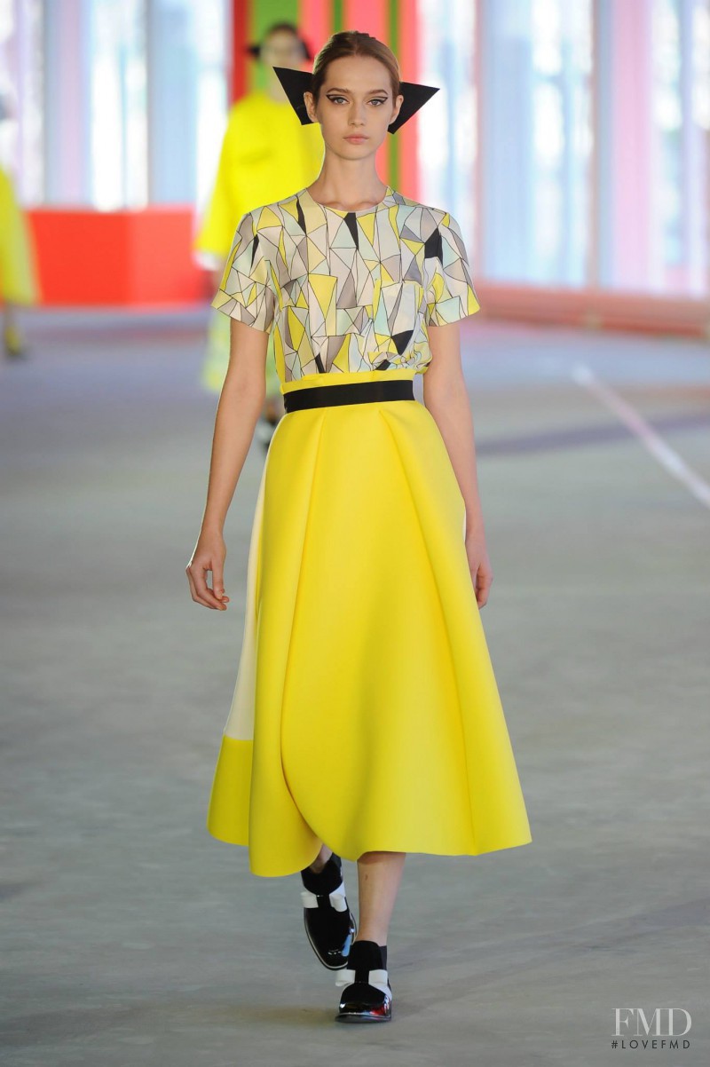 Taylor Hill featured in  the Roksanda Ilincic fashion show for Spring/Summer 2014