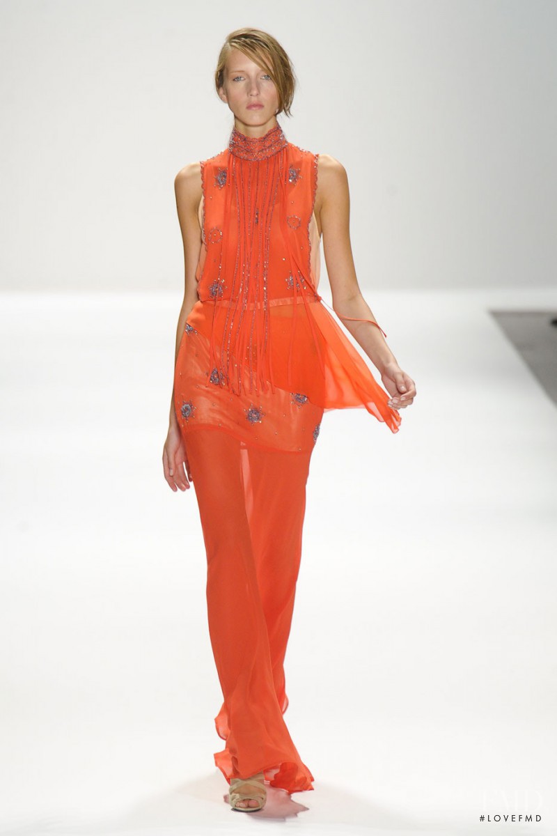 Iris Egbers featured in  the Charlotte Ronson fashion show for Spring/Summer 2012