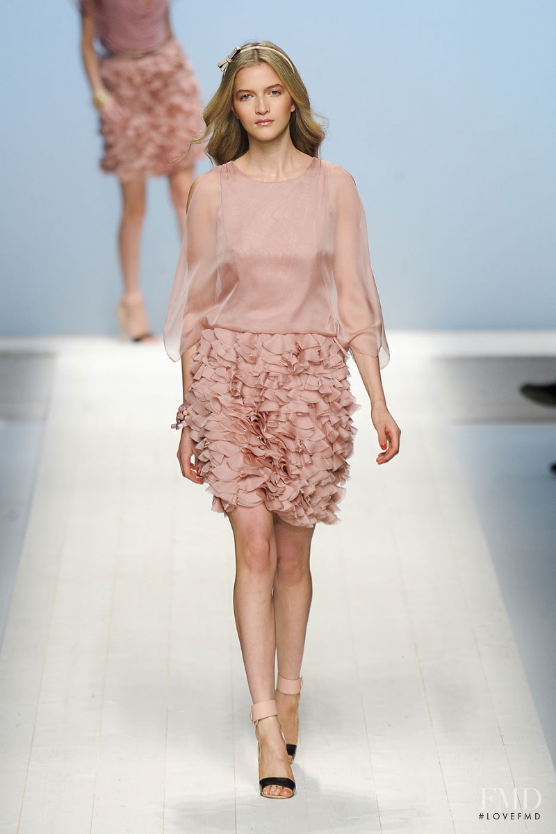 be Blumarine fashion show for Spring/Summer 2012