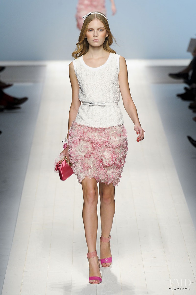 be Blumarine fashion show for Spring/Summer 2012