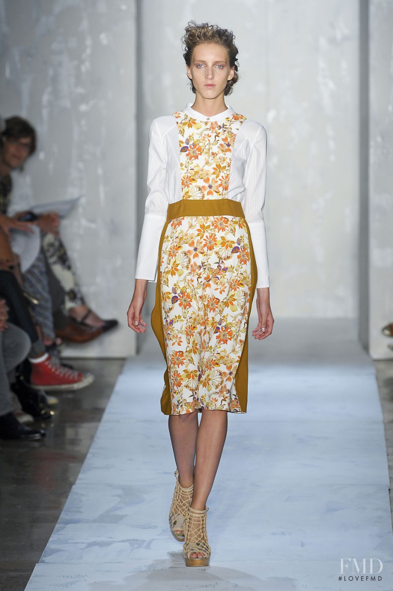 Iris Egbers featured in  the SUNO fashion show for Spring/Summer 2012