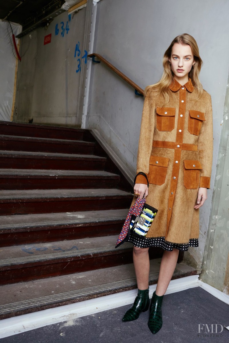 Maartje Verhoef featured in  the Louis Vuitton fashion show for Pre-Fall 2015