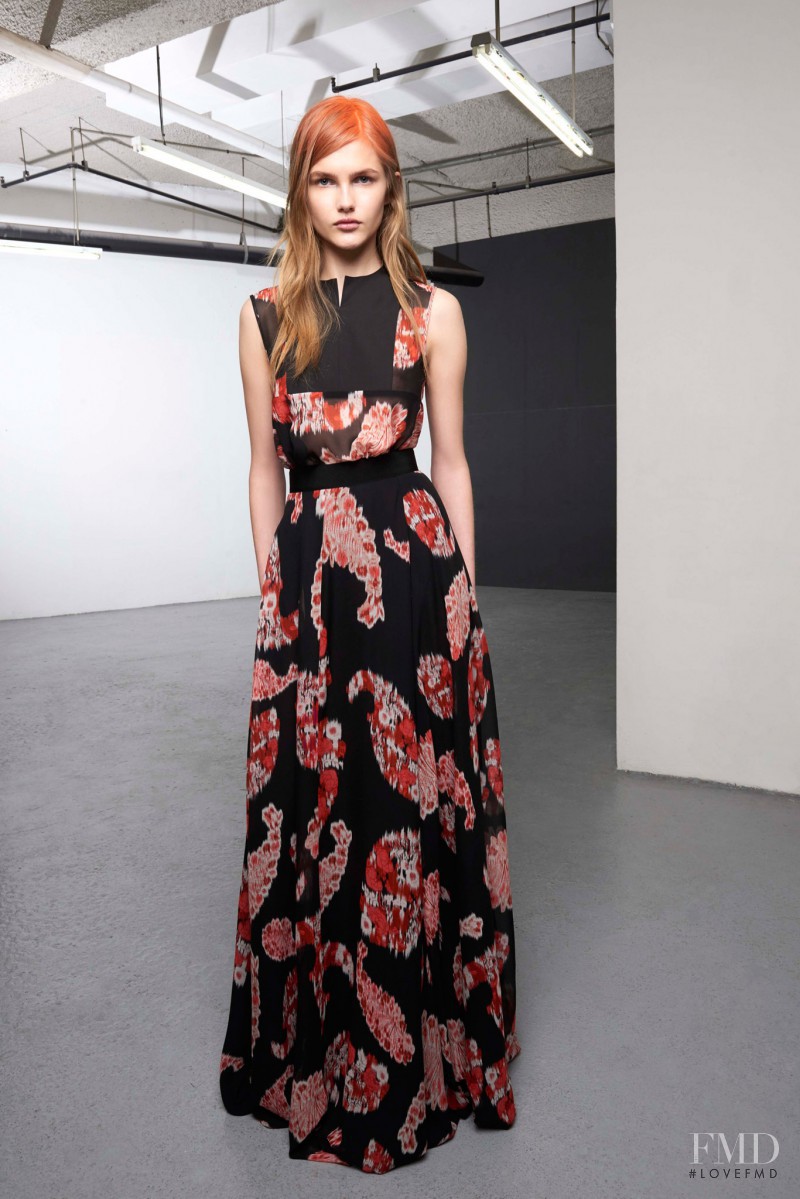 Aneta Pajak featured in  the Giambattista Valli fashion show for Pre-Fall 2015