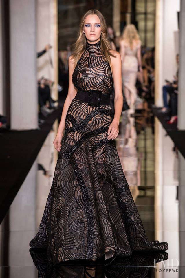 Daria Strokous featured in  the Atelier Versace fashion show for Spring/Summer 2015