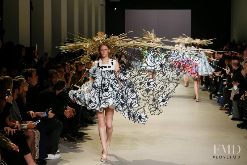 Melina Gesto featured in  the Viktor & Rolf fashion show for Spring/Summer 2015