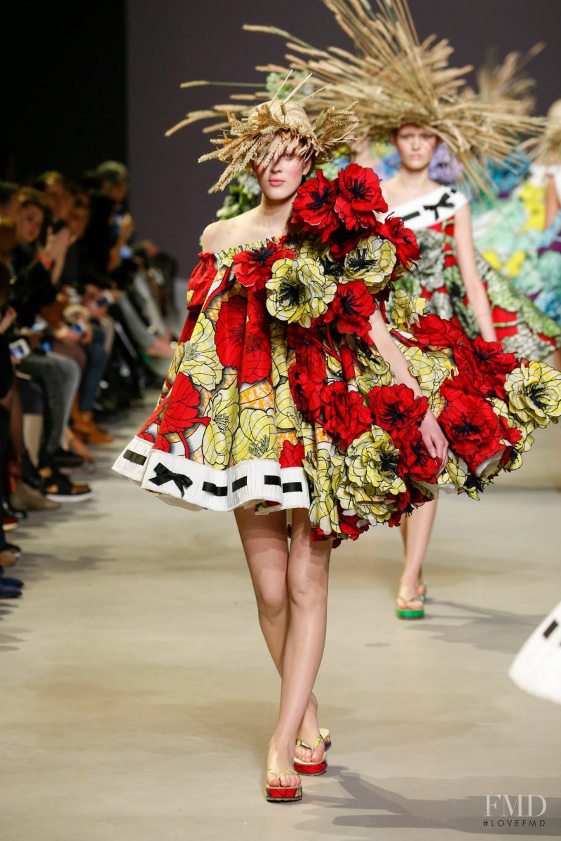 Viktor & Rolf fashion show for Spring/Summer 2015