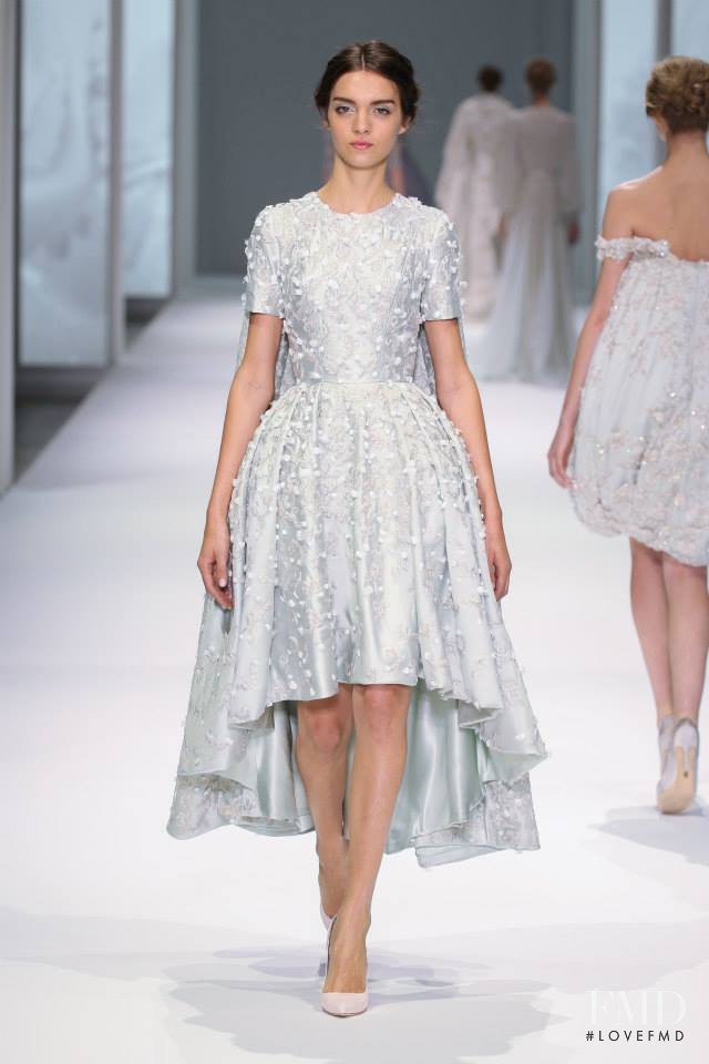 Magda Laguinge featured in  the Ralph & Russo fashion show for Spring/Summer 2015